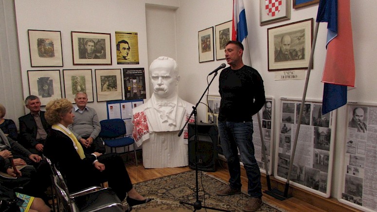ODRŽANA PROMOCIJA KNJIGE JULIJANA BUČKA "SAMO ĆE PJESMA DALJE ŽIVJETI" U ZAGREBU I PREDSTAVLJANJE DUBRAVKE RAŠLJANIN ZA SABORSKU ZASTUPNICU