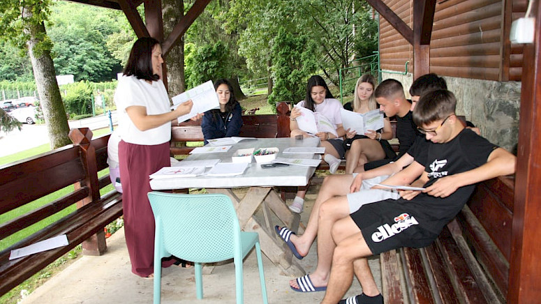 ODRŽANA LJETNA ŠKOLA RUSINSKOG JEZIKA I KULTURE ZA SREDNJU ŠKOLU U ORAHOVICI OD 05.07. DO 12.07.2026